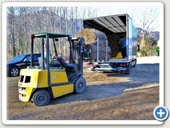 
Carga de pallets para repartos por Espaa. 
 