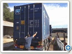 PROCESO DE CARGA DE SOMBRILLAS BRUC GIRONA PARA LA EXPORTACIN